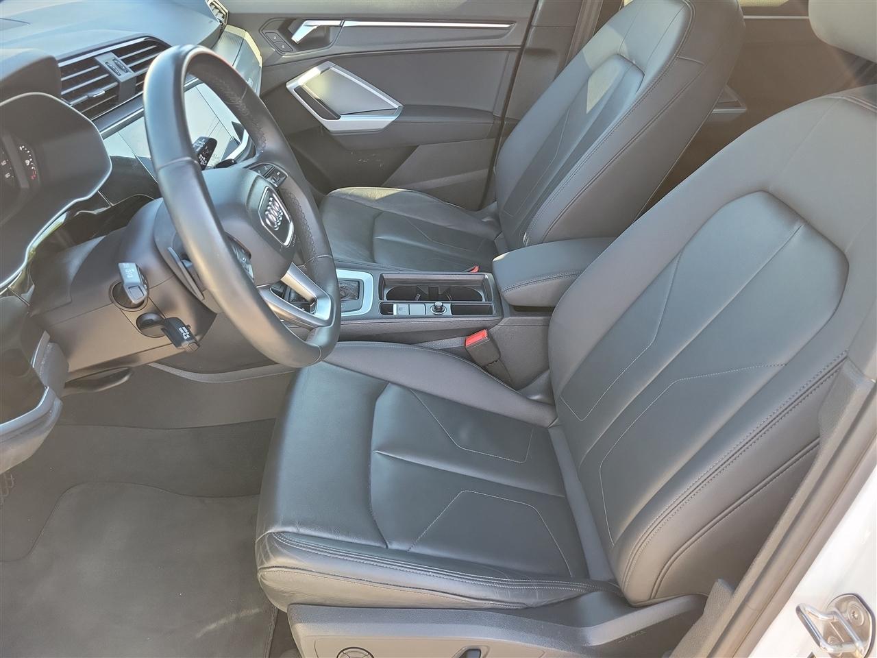 Audi Q3 S line Premium quattro 2025
