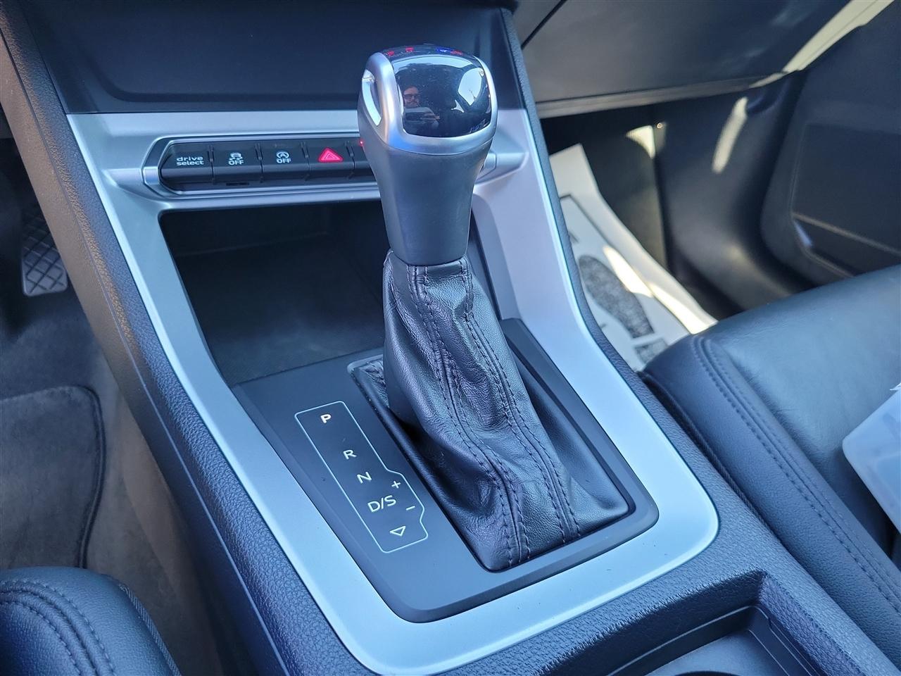 Audi Q3 S line Premium quattro 2025