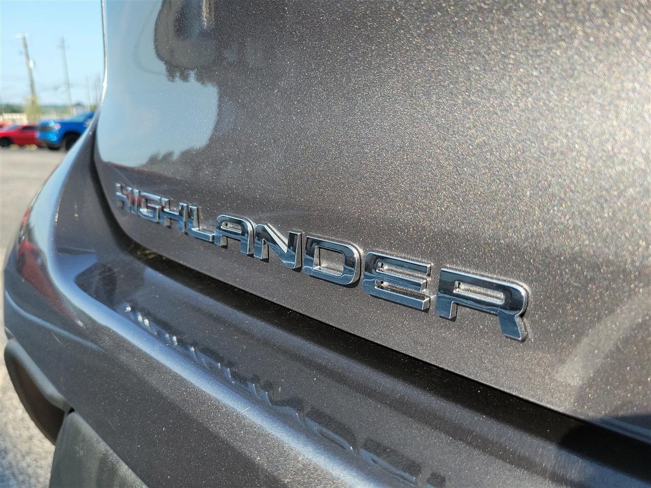 Toyota Highlander XLE FWD V6 2021