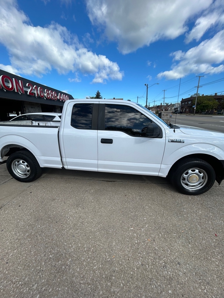 Ford F-150 XL SuperCab 8-ft. 2WD 2018 Ford F-150 XL SuperCab 8-ft. 2WD 2018