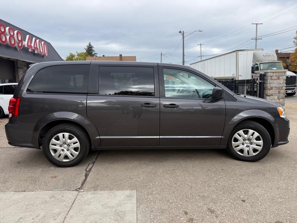 Dodge Grand Caravan SE 2020