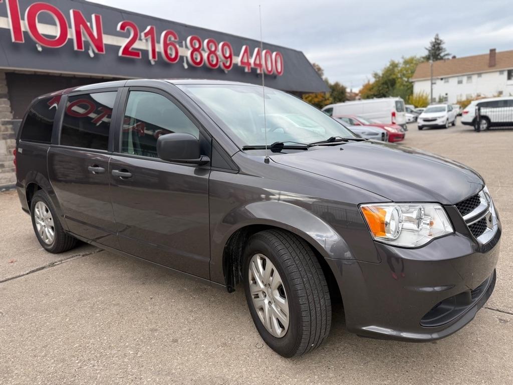 Dodge Grand Caravan SE 2020