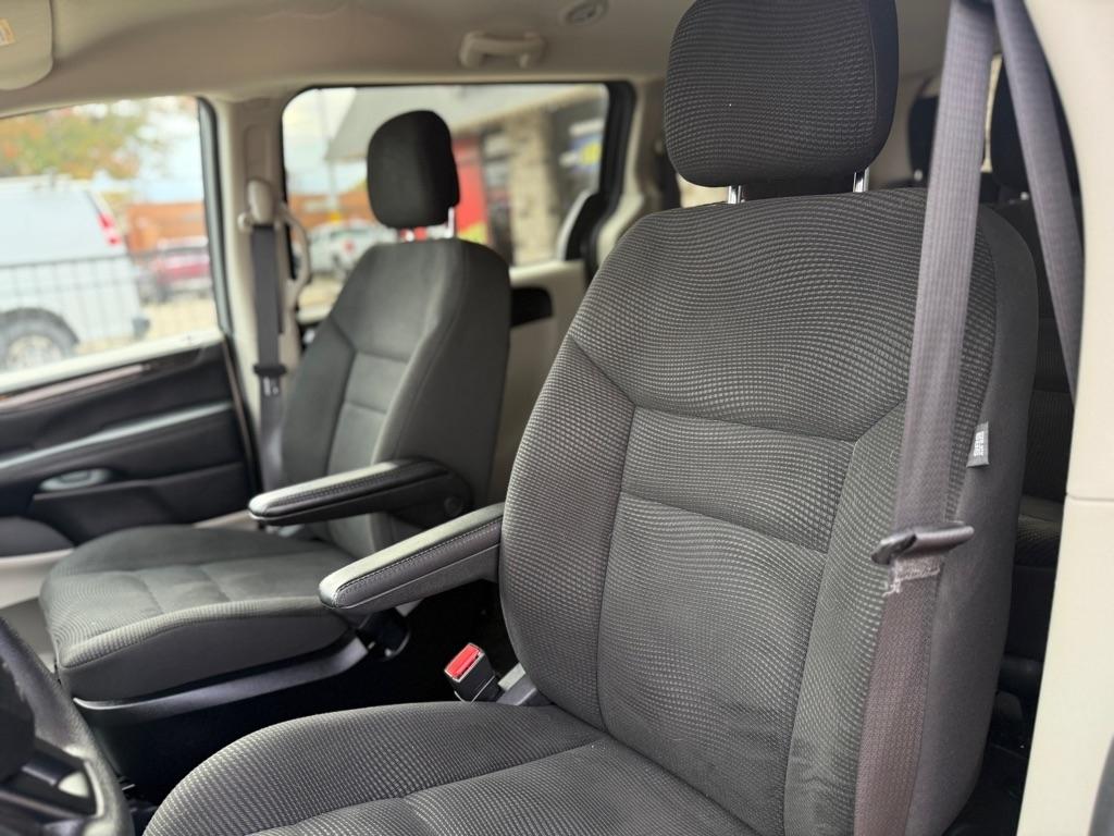 Dodge Grand Caravan SE 2020