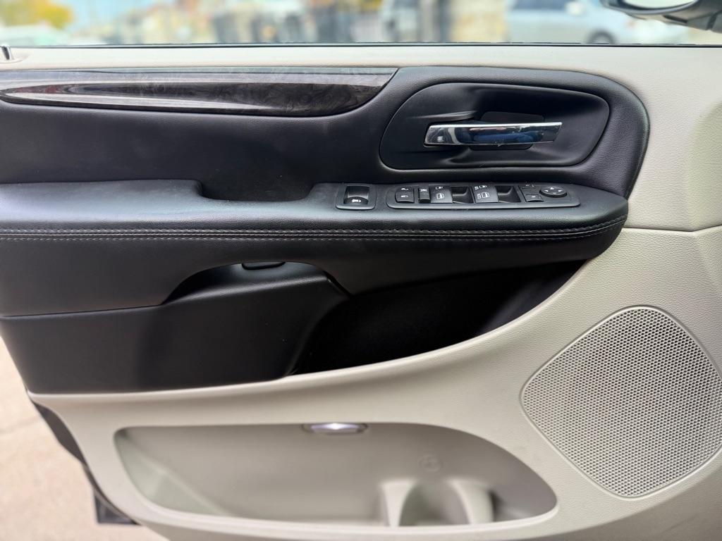 Dodge Grand Caravan SE 2020