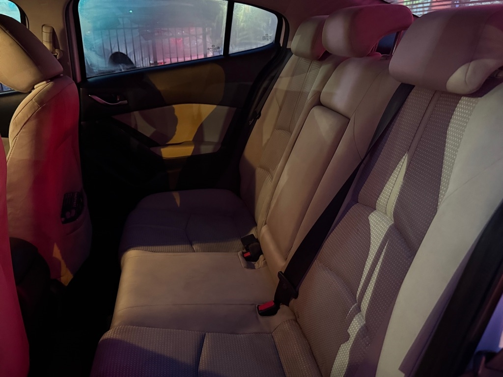 Mazda MAZDA3 i Sport AT 4-Door 2017