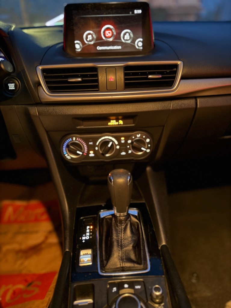 Mazda MAZDA3 i Sport AT 4-Door 2017