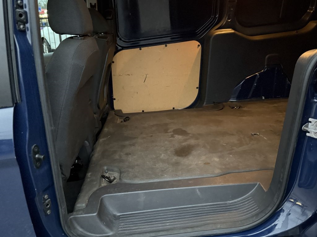 Ford Transit Connect Cargo Van XLT LWB w/Rear Liftgate 2017