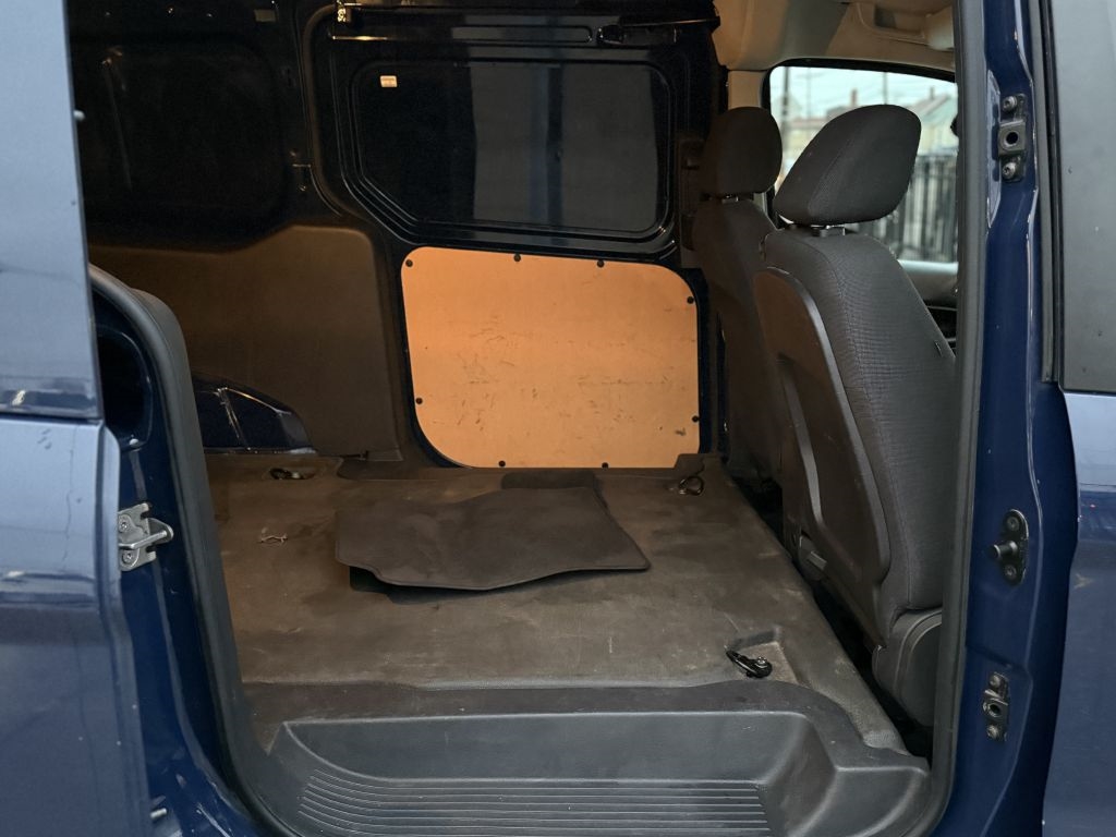 Ford Transit Connect Cargo Van XLT LWB w/Rear Liftgate 2017