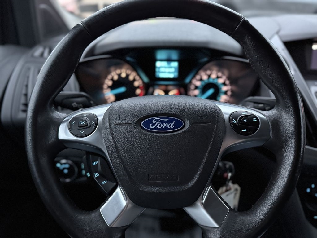 Ford Transit Connect Cargo Van XLT LWB w/Rear Liftgate 2017