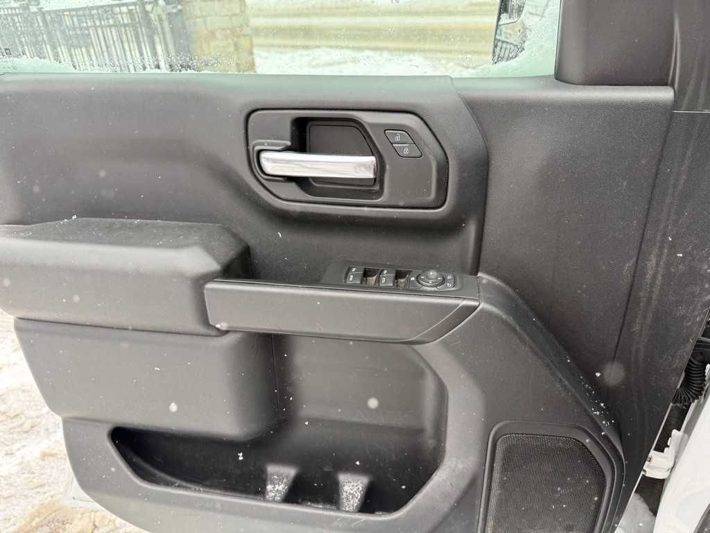 GMC Sierra 1500 Base Crew Cab Long Box 4WD 2020