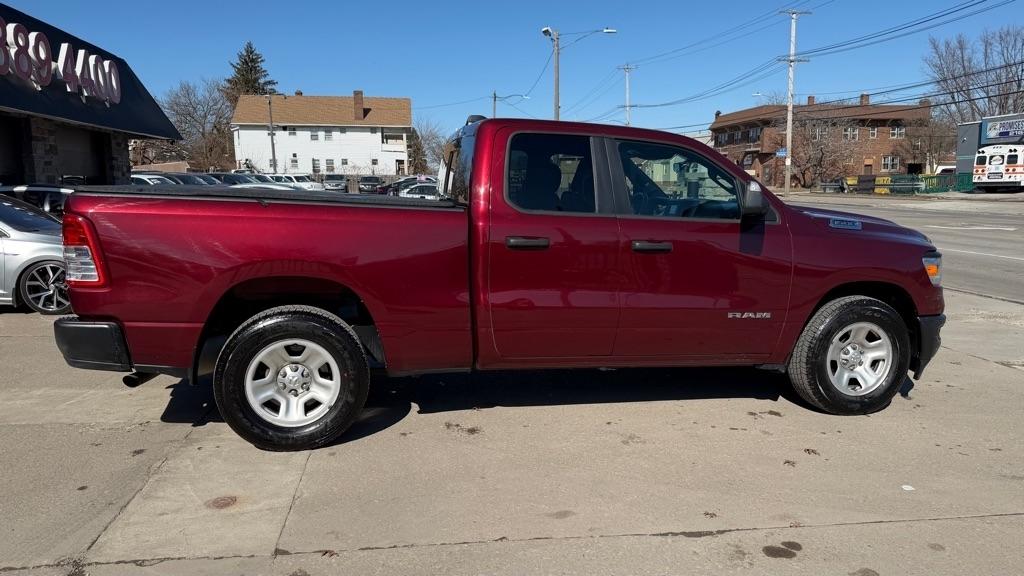 RAM 1500 Tradesman Quad Cab 2WD 2022