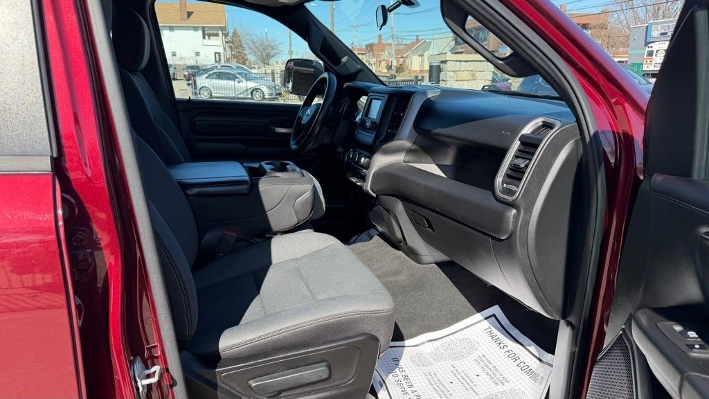 RAM 1500 Tradesman Quad Cab 2WD 2022