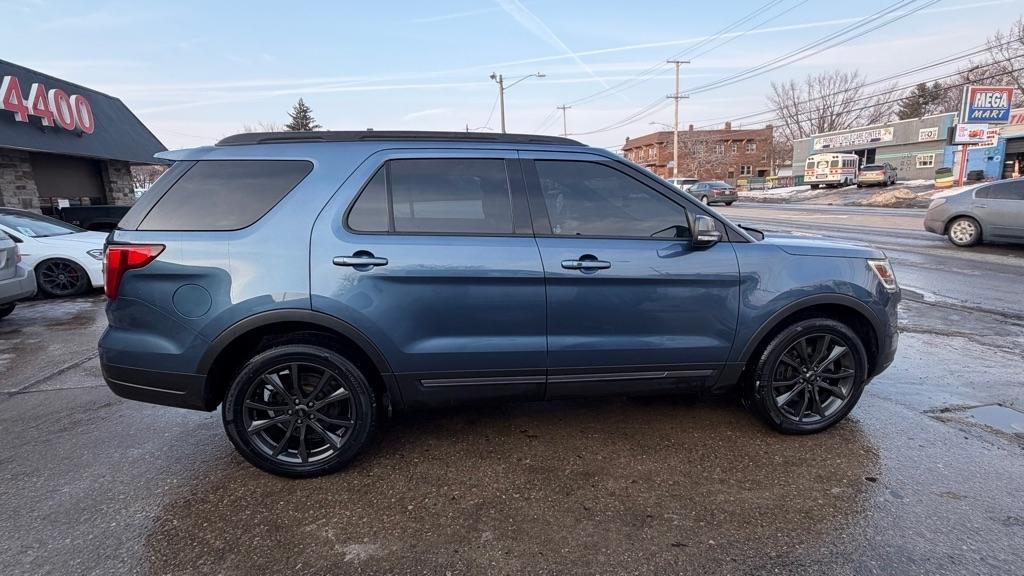 Ford Explorer XLT 4WD 2018