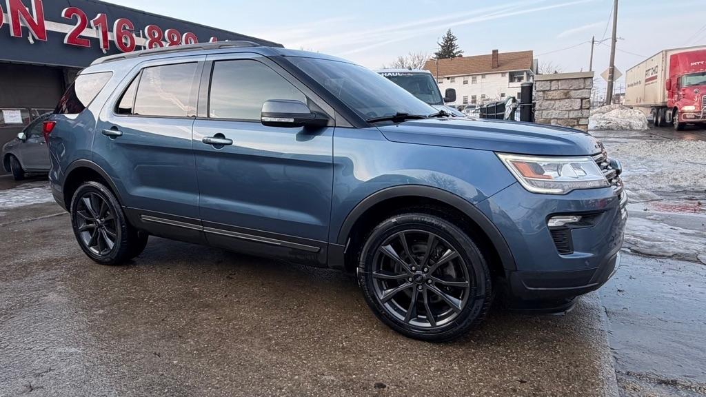 Ford Explorer XLT 4WD 2018