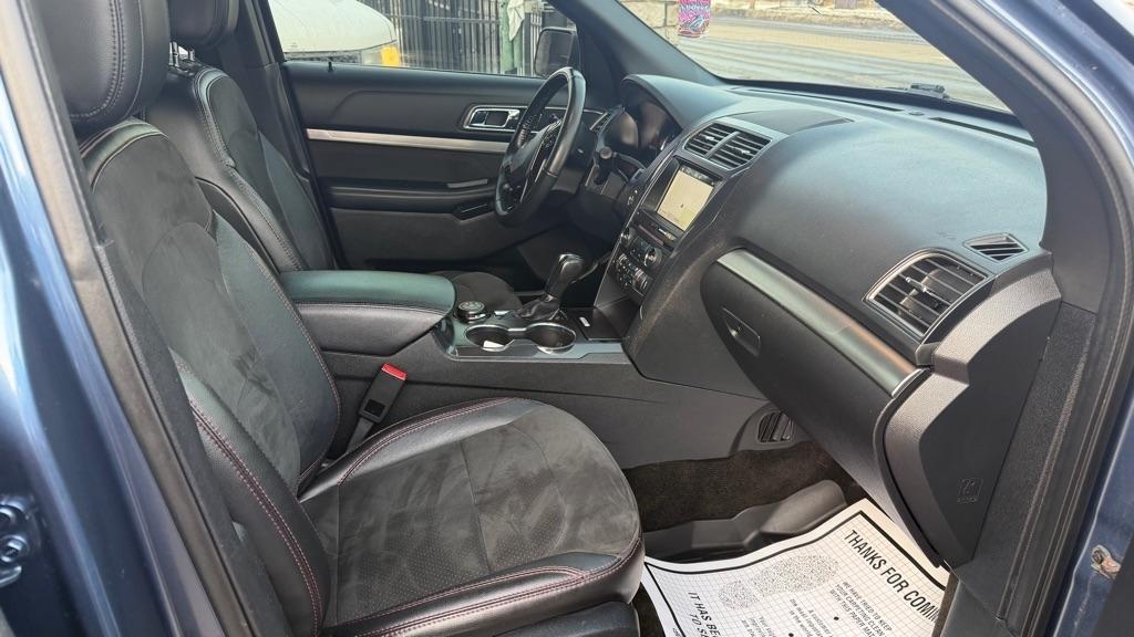 Ford Explorer XLT 4WD 2018