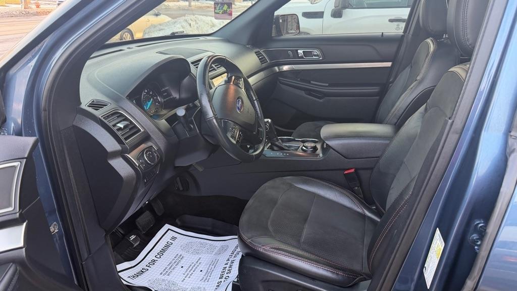 Ford Explorer XLT 4WD 2018