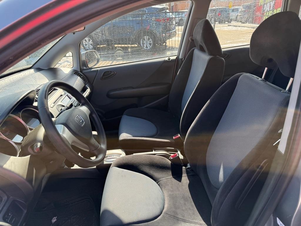 Honda Fit 5-Speed AT 2008