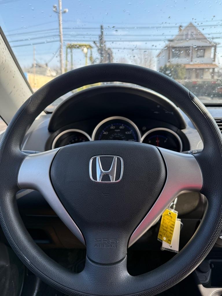 Honda Fit 5-Speed AT 2008