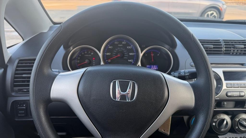 Honda Fit 5-Speed AT 2008