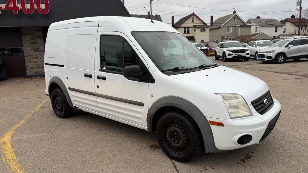 Ford Transit Connect XLT with Side and Rear Door Glass 2010
