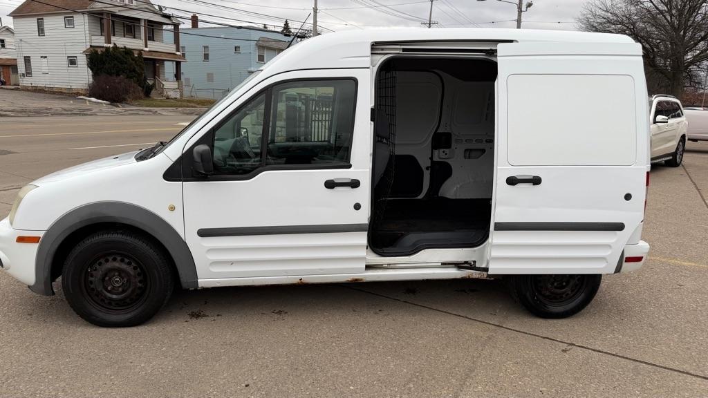 Ford Transit Connect XLT with Side and Rear Door Glass 2010