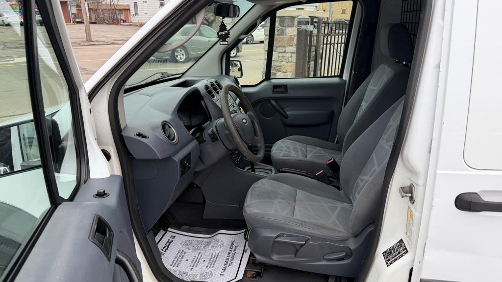 Ford Transit Connect XLT with Side and Rear Door Glass 2010