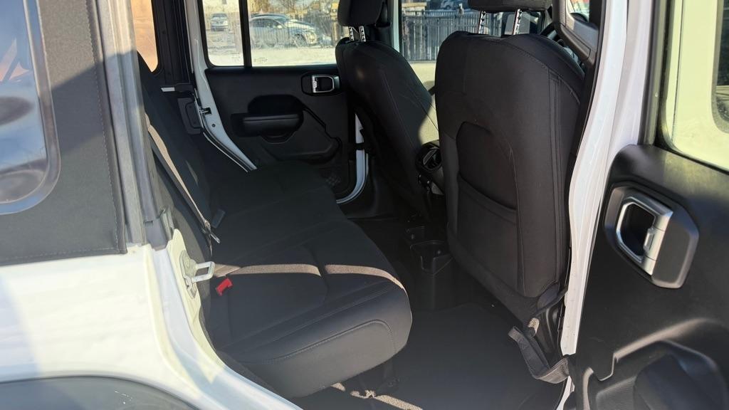 Jeep Wrangler Unlimited Sport 2018