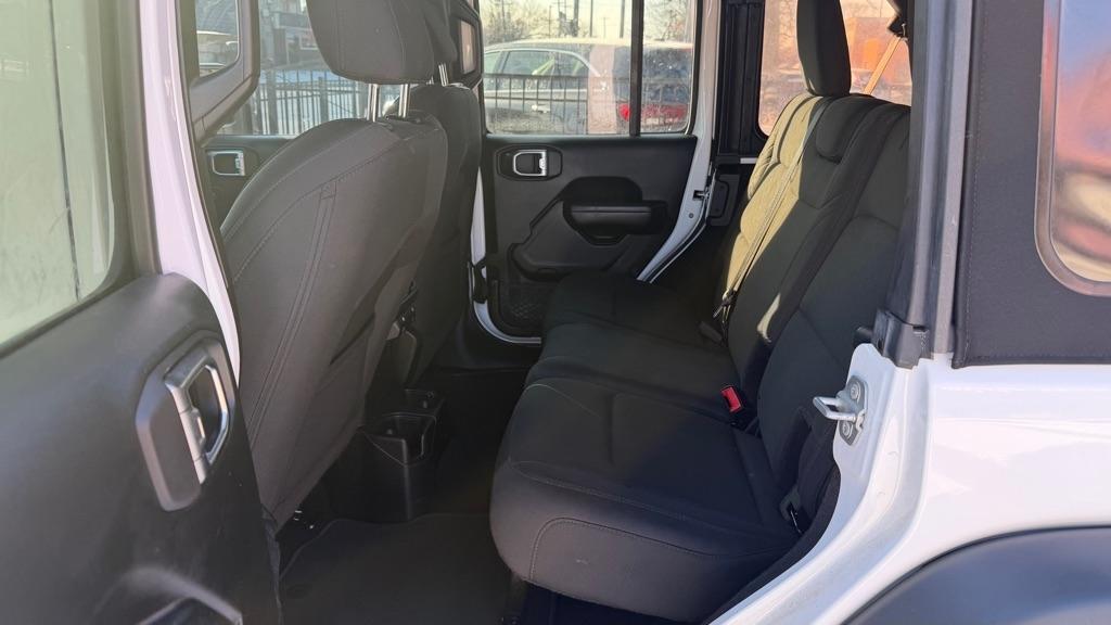 Jeep Wrangler Unlimited Sport 2018