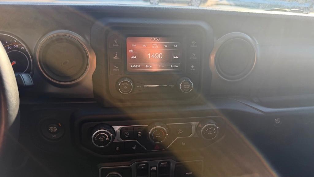 Jeep Wrangler Unlimited Sport 2018