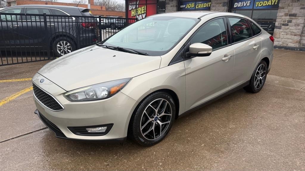 2016 Ford Focus SE Sedan