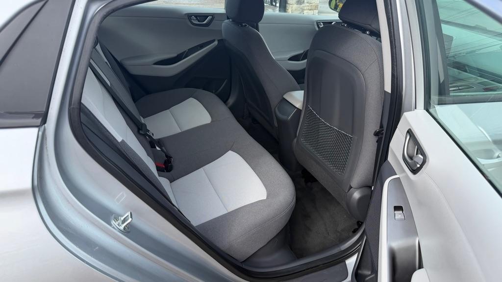 Hyundai Ioniq Hybrid Blue 2020