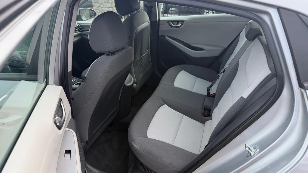 Hyundai Ioniq Hybrid Blue 2020