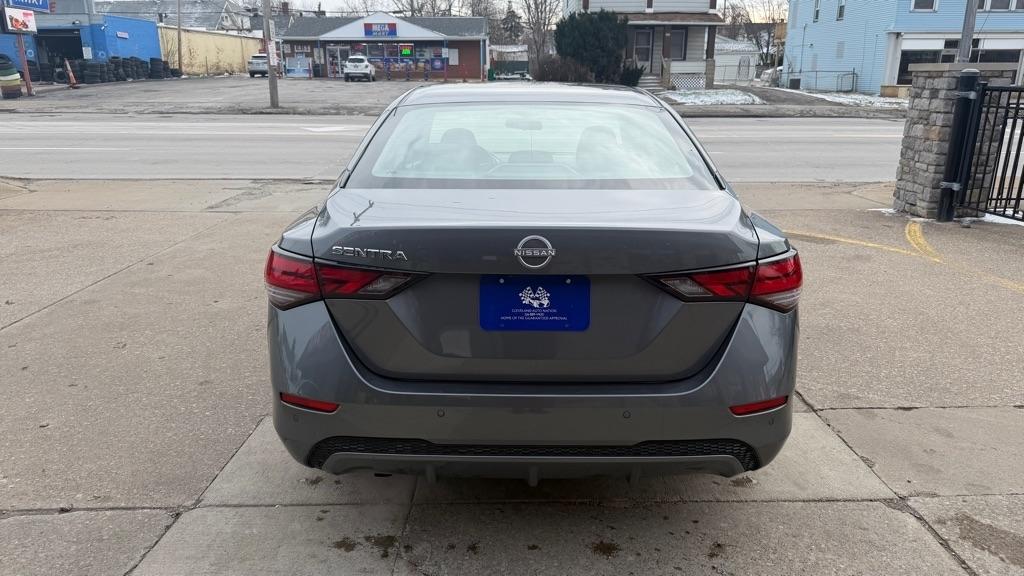 Nissan Sentra S 2024