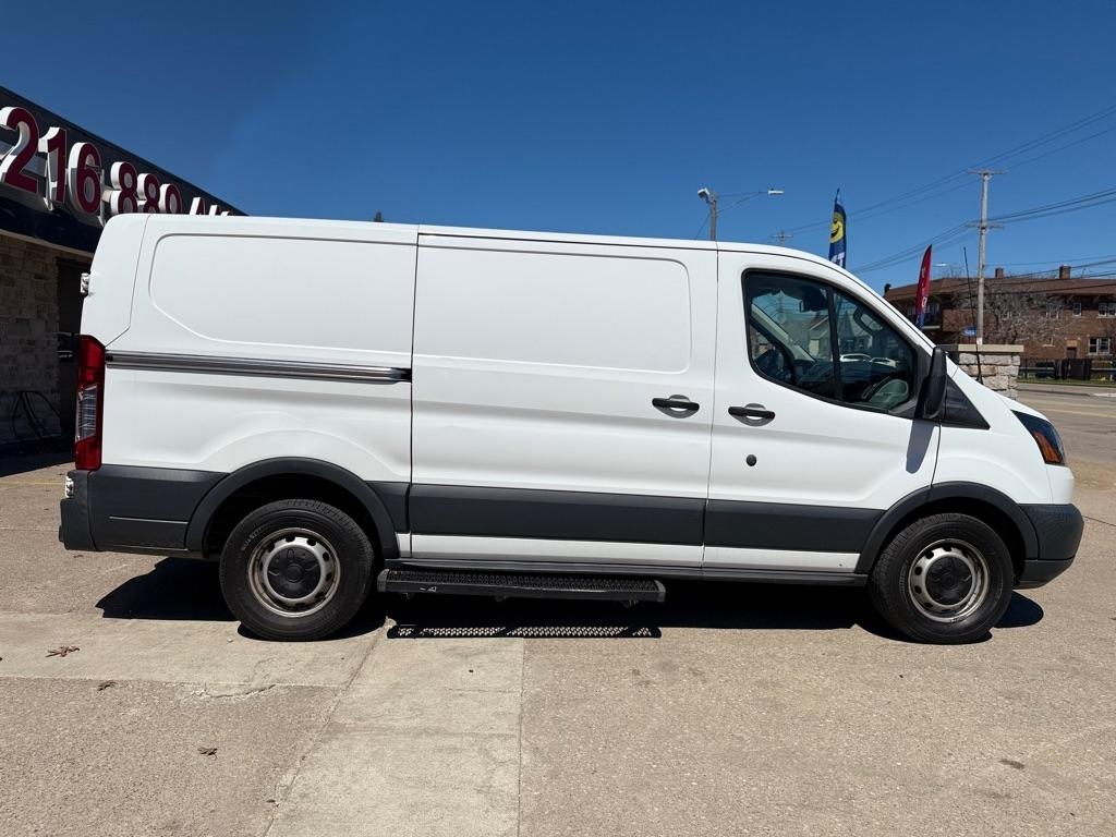 Ford Transit 150 Van Low Roof w/Sliding Pass. 130-in. WB 2018