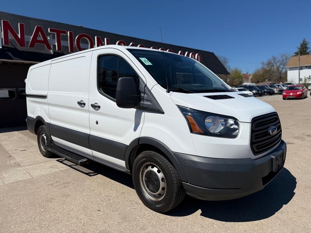 Ford Transit 150 Van Low Roof w/Sliding Pass. 130-in. WB 2018