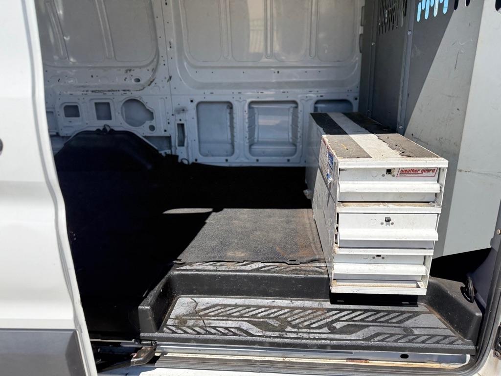 Ford Transit 150 Van Low Roof w/Sliding Pass. 130-in. WB 2018