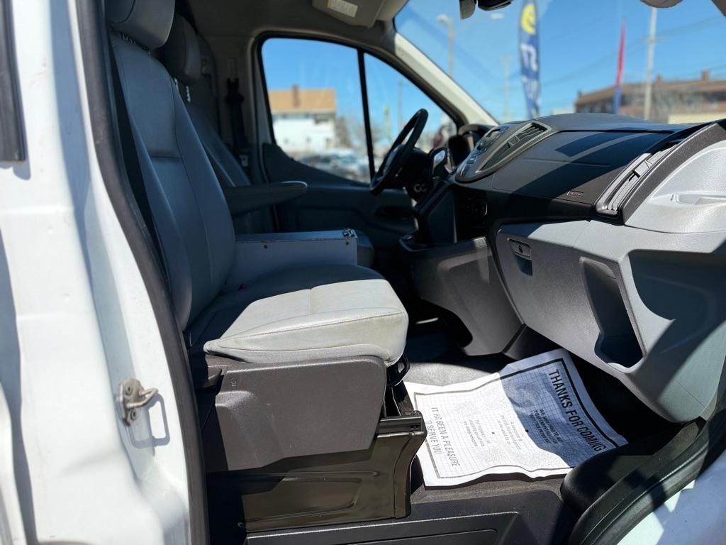 Ford Transit 150 Van Low Roof w/Sliding Pass. 130-in. WB 2018