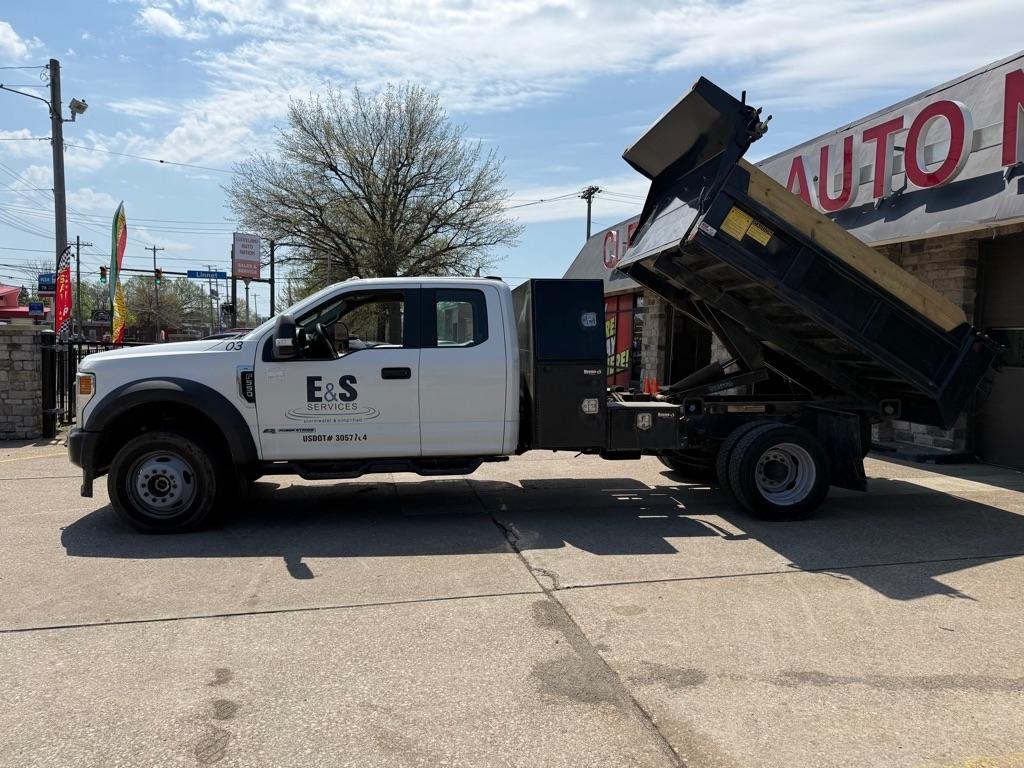 Ford F-550 SuperCab DRW 4WD 2020