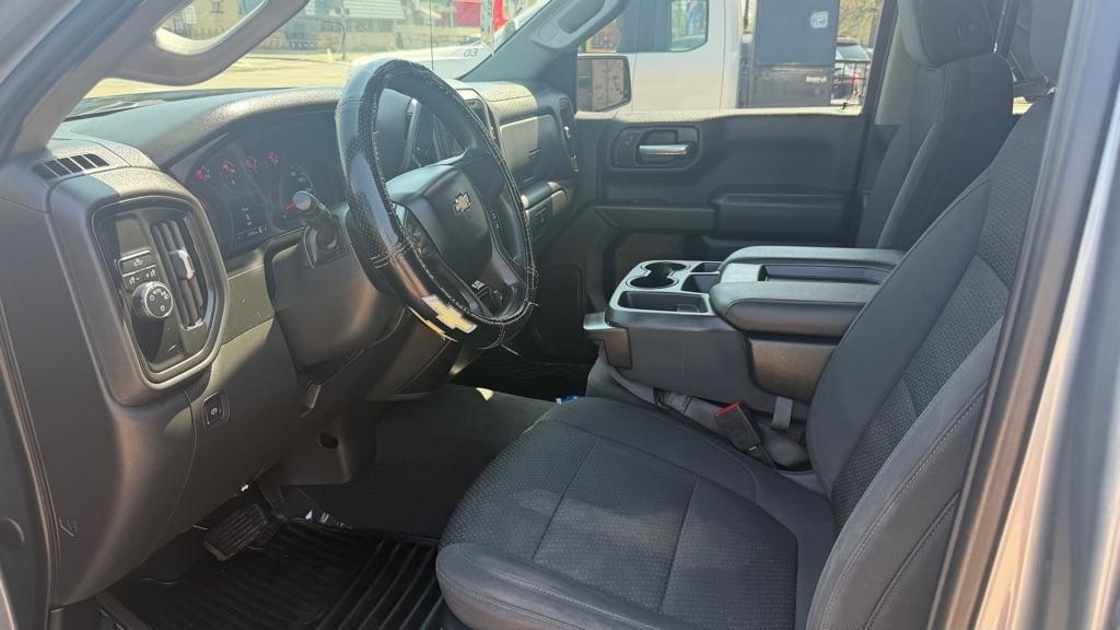 Chevrolet Silverado 1500 Custom Crew Cab Short Box 2WD 2021