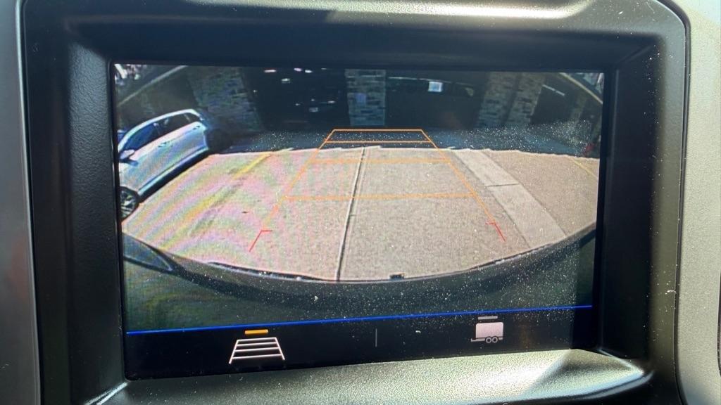 Chevrolet Silverado 1500 Custom Crew Cab Short Box 2WD 2021