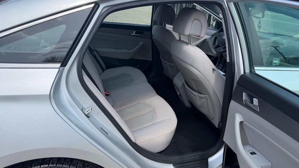 Hyundai Sonata SE 2015