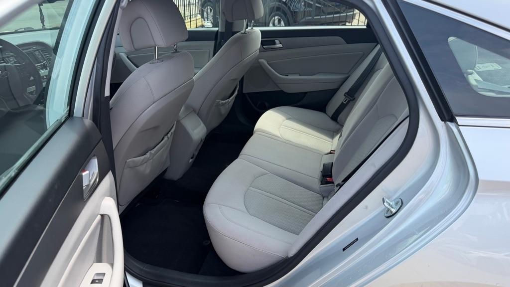 Hyundai Sonata SE 2015