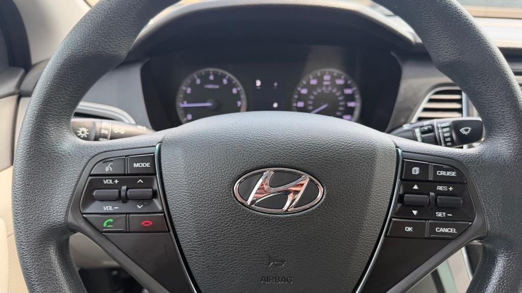 Hyundai Sonata SE 2015