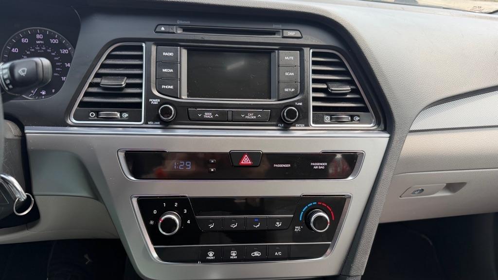 Hyundai Sonata SE 2015