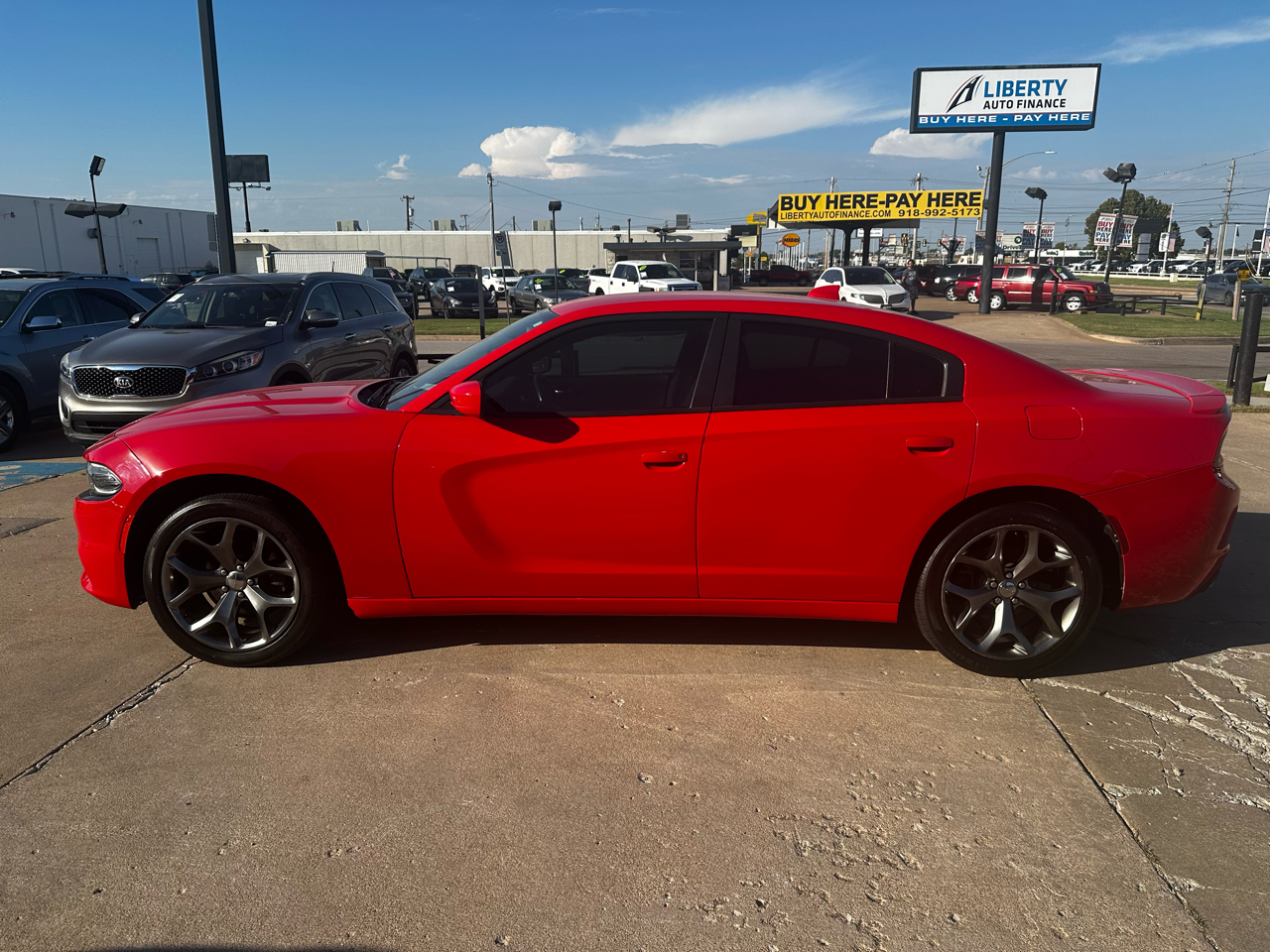 Dodge Charger 4dr Sdn SXT RWD 2015