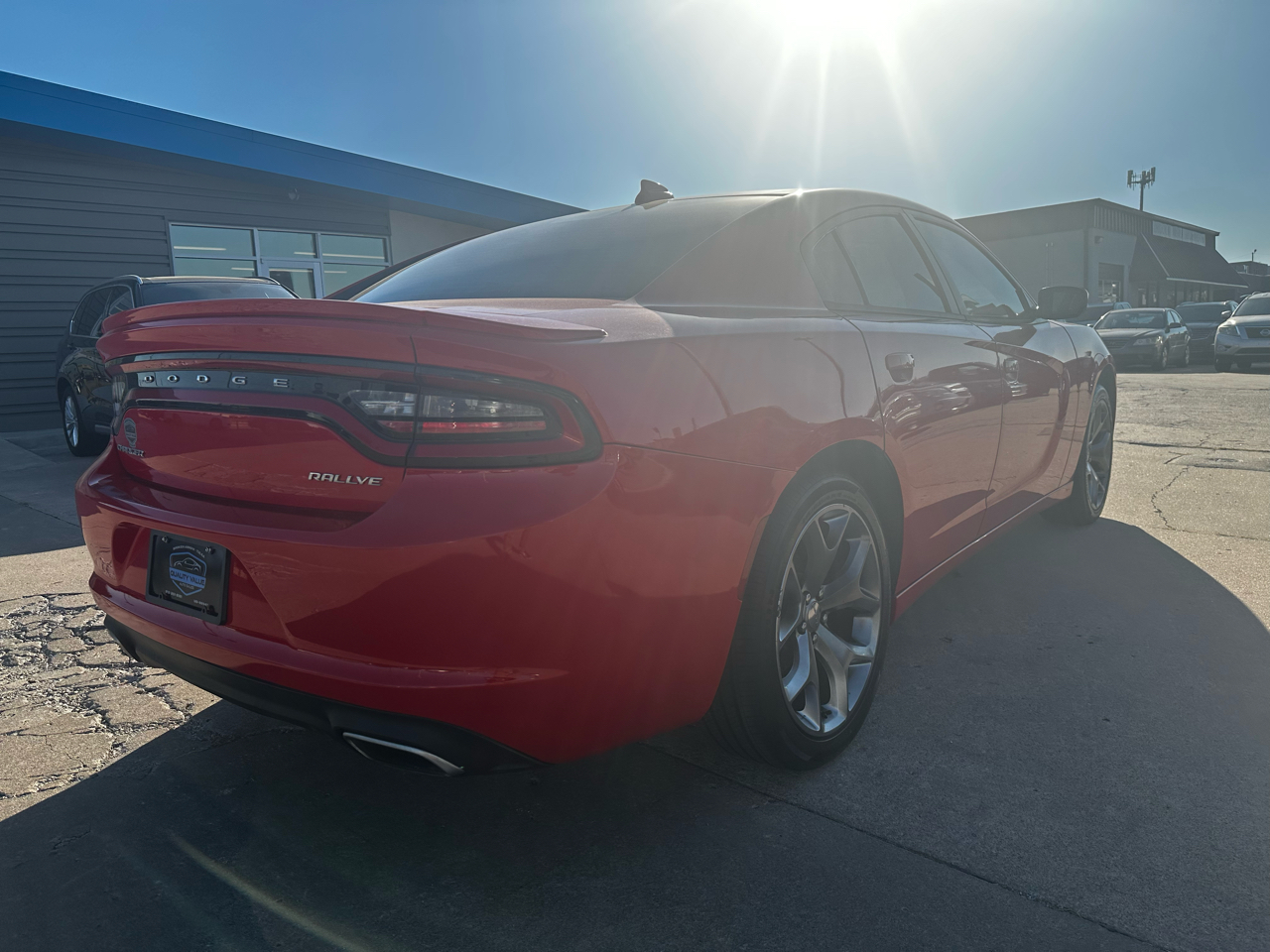 Dodge Charger 4dr Sdn SXT RWD 2015