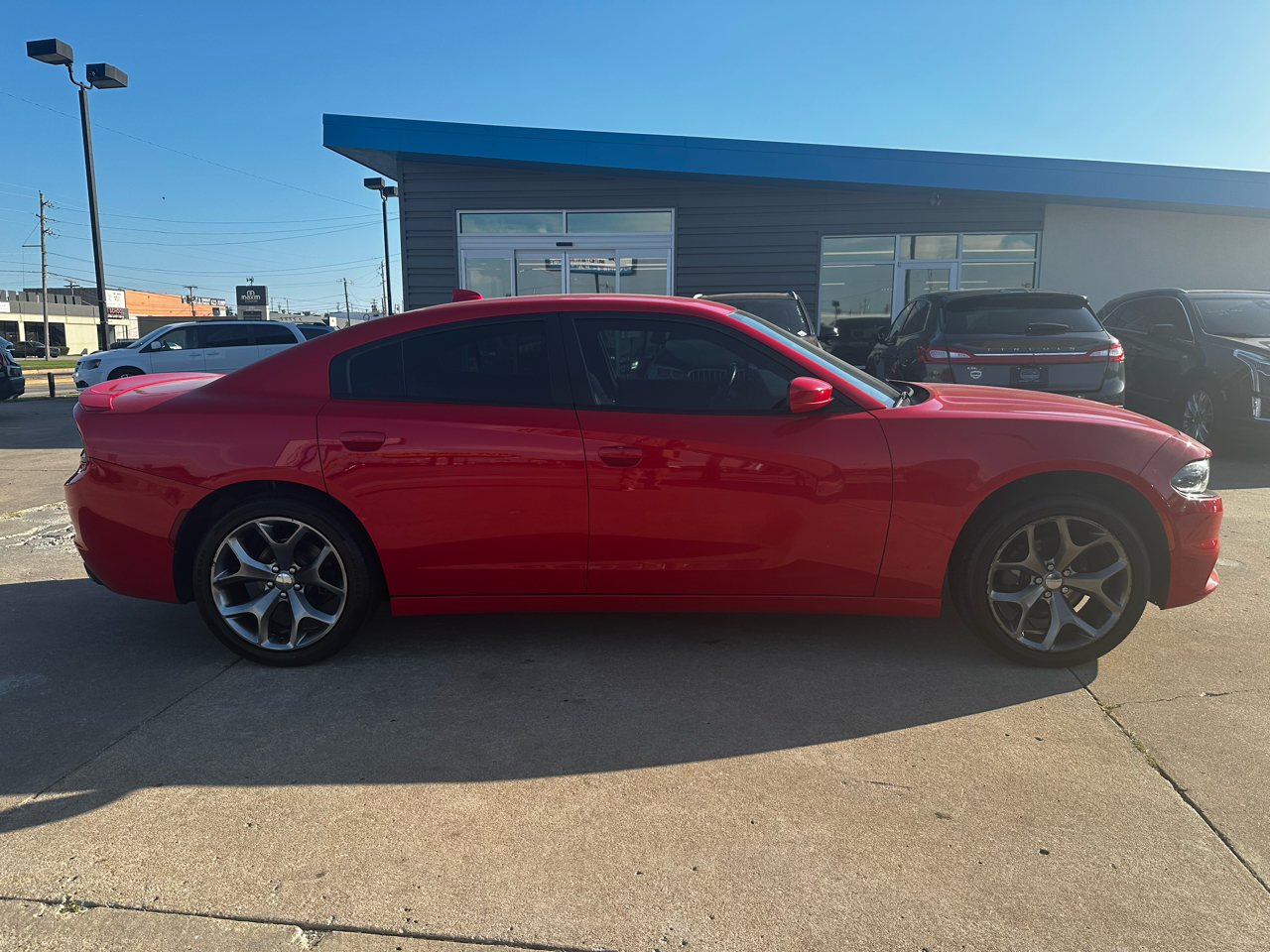 Dodge Charger 4dr Sdn SXT RWD 2015