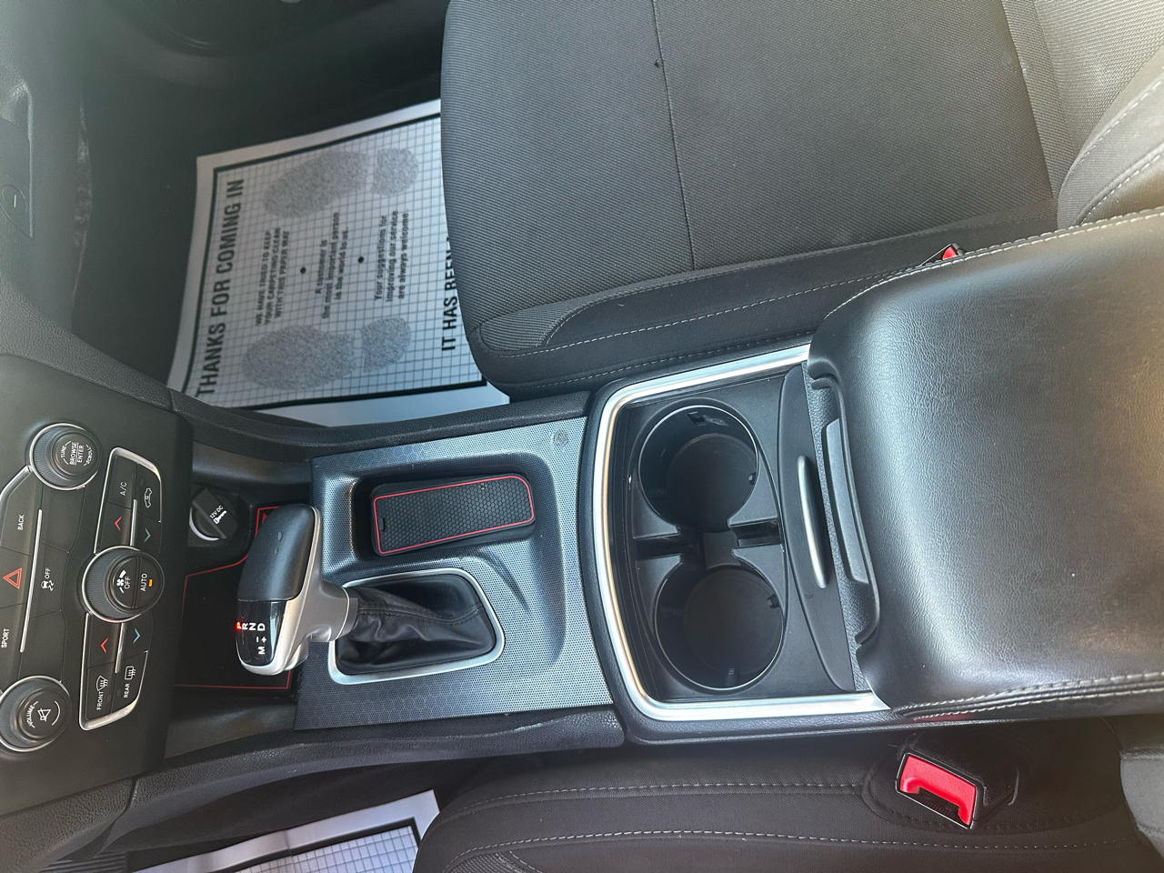 Dodge Charger 4dr Sdn SXT RWD 2015