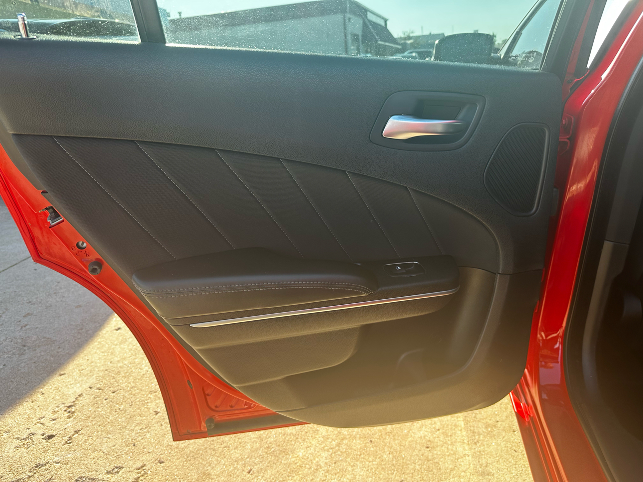 Dodge Charger 4dr Sdn SXT RWD 2015