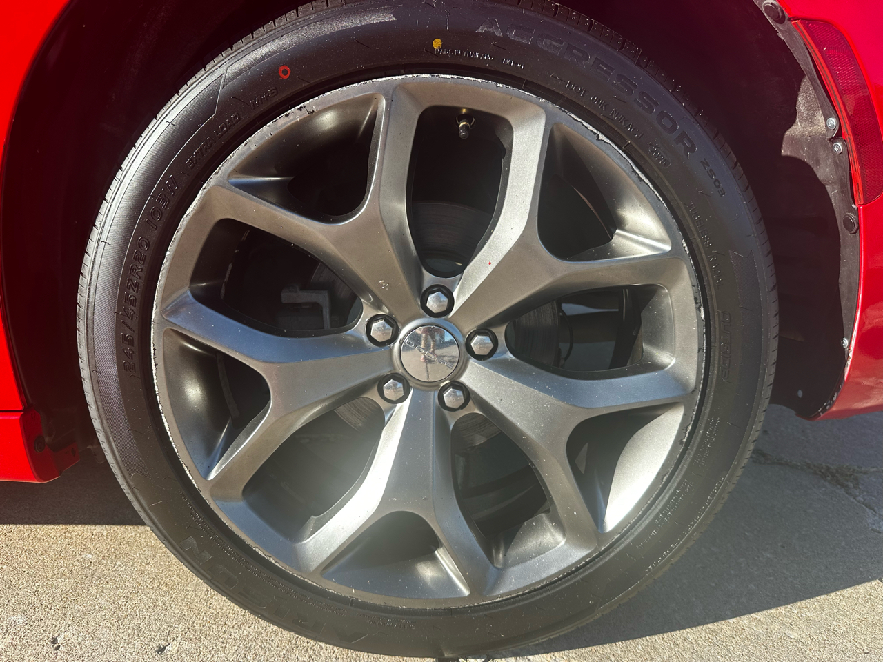 Dodge Charger 4dr Sdn SXT RWD 2015